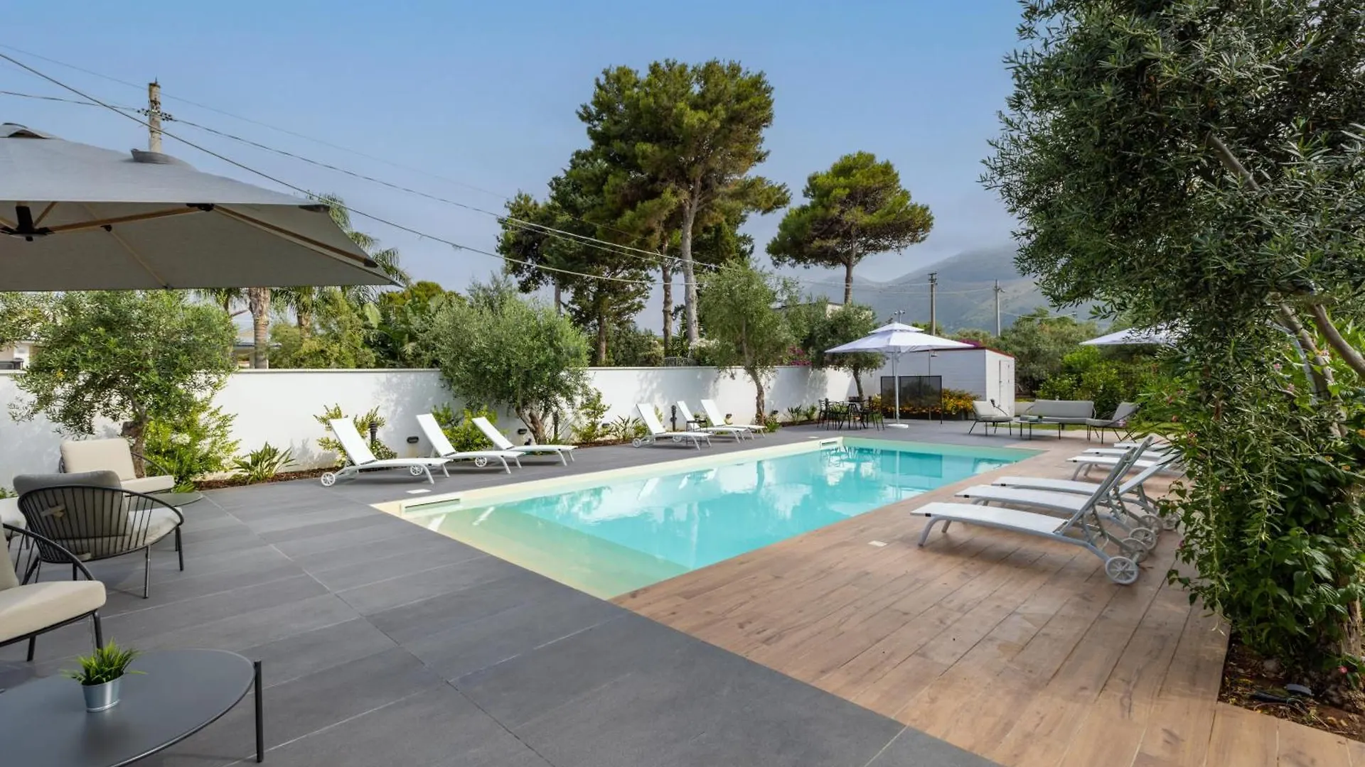 Sweet Sicily Apartments Carini 0*,  Italia