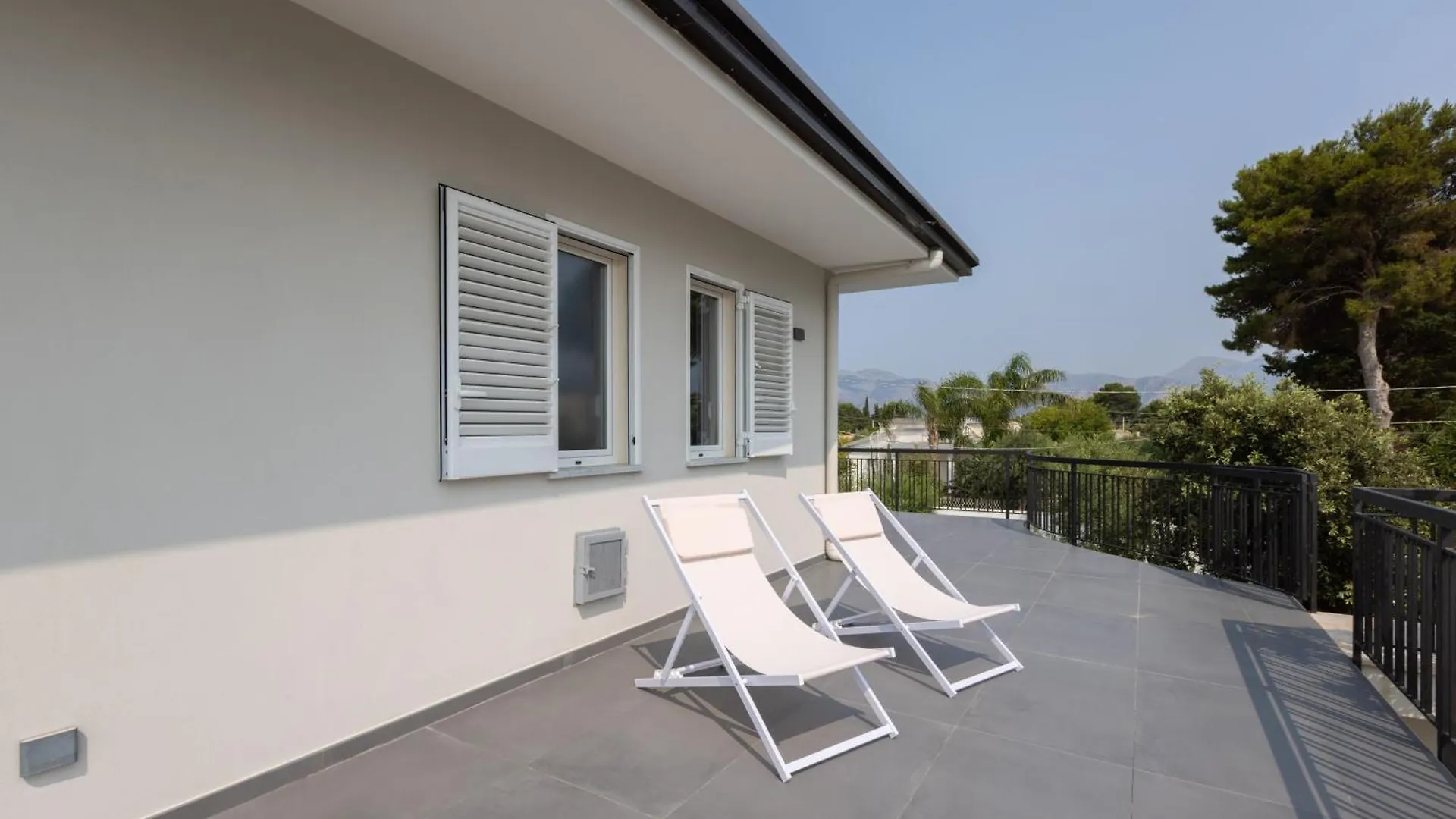 Sweet Sicily Apartments Carini 0*,  Italia