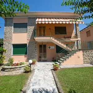 https://ai-4-elementi.it-tuscanyhotel.com