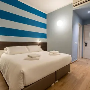 https://la-loggia-de-banchi.hotelitalianriviera.com