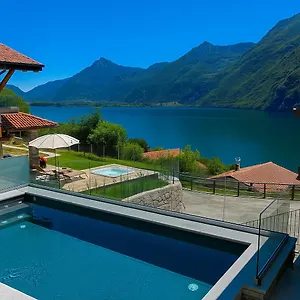 https://rocca-danfo-charming-lake-view.it-lombardy.com